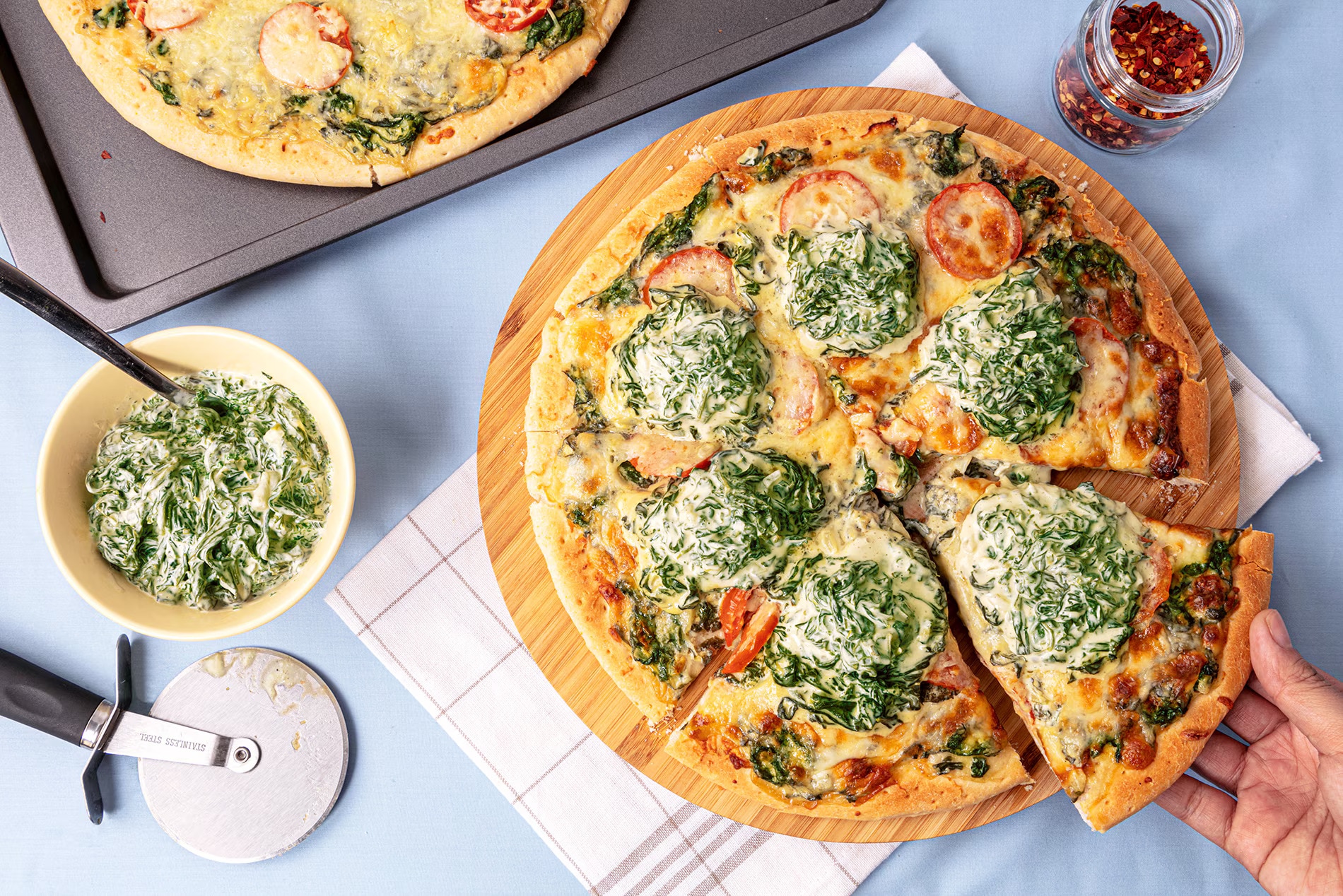 creamy spinach pizza